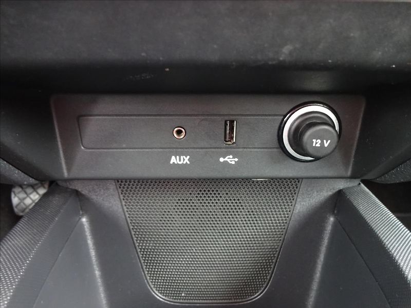 Škoda Fabia III 1.0TSI 70 kW STYLE - fotka 37 z 51