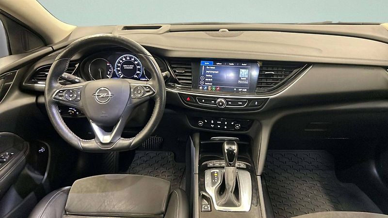 Opel Insignia Sports Tourer Innovation D 2.0 - fotka 14 z 32