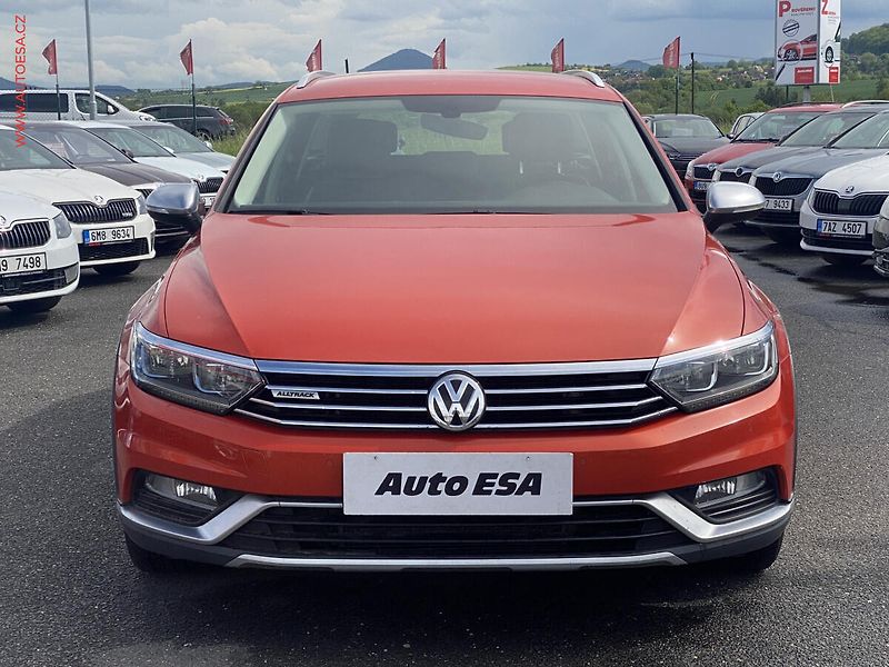 Volkswagen Passat (2016) 2.0BiTDi 4x4, ČR, Alltrack - fotka 2 z 18
