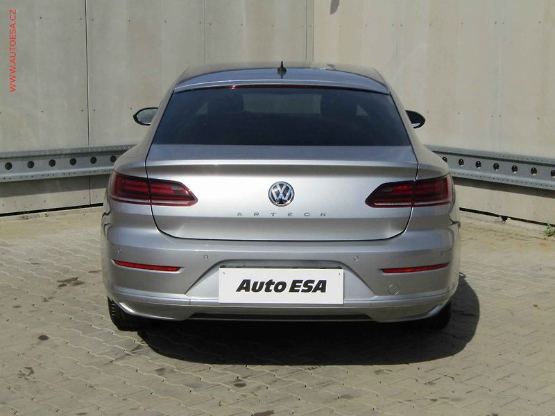 Volkswagen Arteon (2019) 2.0 TDi, DSG, navi, park - fotka 5 z 18