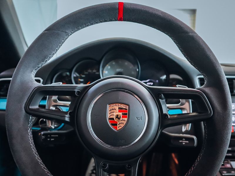 Porsche 911 GT3 368 kW - fotka 25 z 38