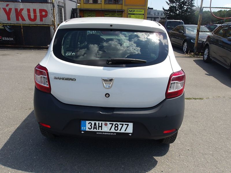 Dacia Sandero 1,2i ČR NAJ.66000km !!! - fotka 6 z 19