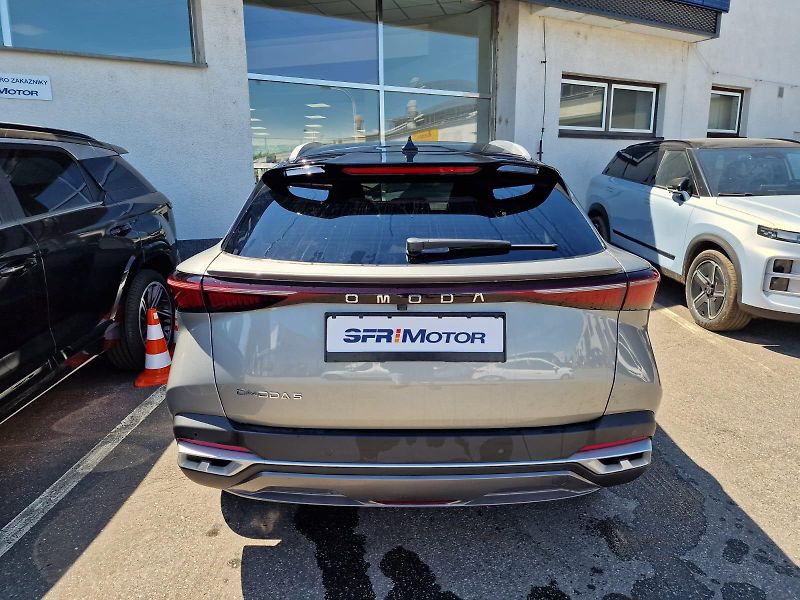 Omoda 5 (2025) 1.6 TGDI, PREMIUM - fotka 8 z 21