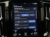 Volvo XC60 B4 AWD MOMENTUM AUT - náhled 39