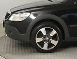 Škoda Octavia (2013) Scout 2.0 TDI, 4X4, Xenony - náhled 14
