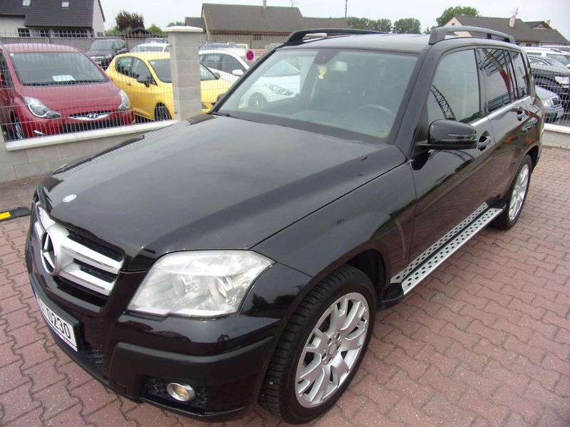 Mercedes-Benz GLK (2009) 350 CDI V6 4MATIC TEMP AC - fotka 1 z 36