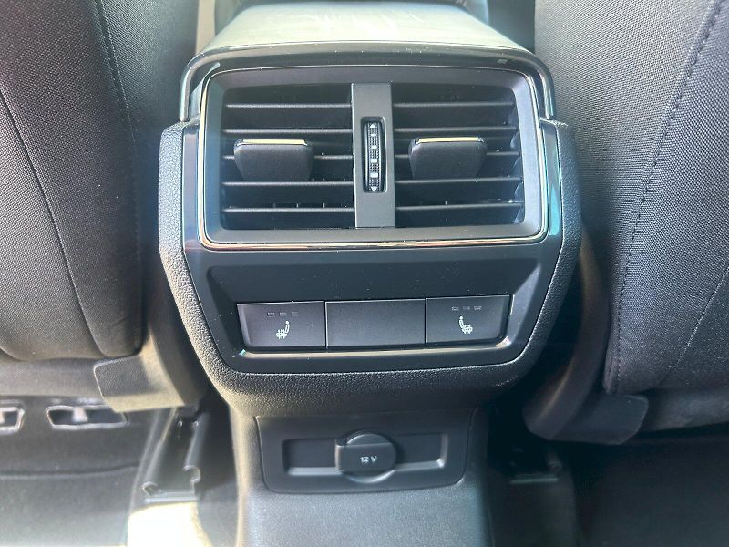 Škoda Karoq (2025) SEL TS 110/1.5 A7F - fotka 29 z 36