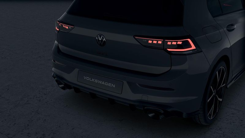 Volkswagen Golf GTI Clubsport 2,0 TSI 221 kW 7 - fotka 6 z 9