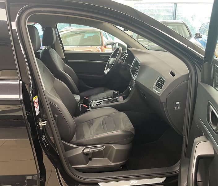 Seat Ateca FR 1,5 TSI, DSG, ČR, el.tažné - fotka 12 z 23