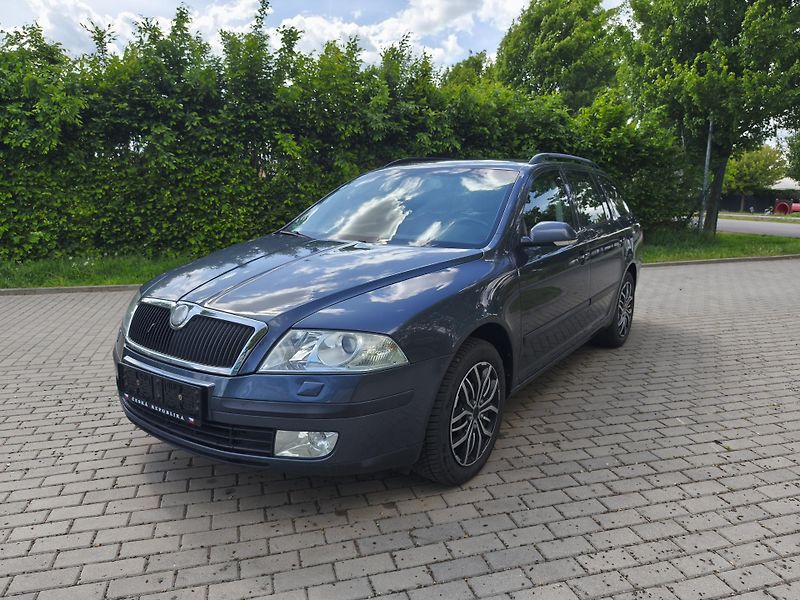 Škoda Octavia 2.0 FSI kombi Elegance LPG - fotka 1 z 29