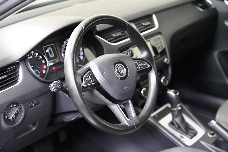 Škoda Octavia - fotka 14 z 24