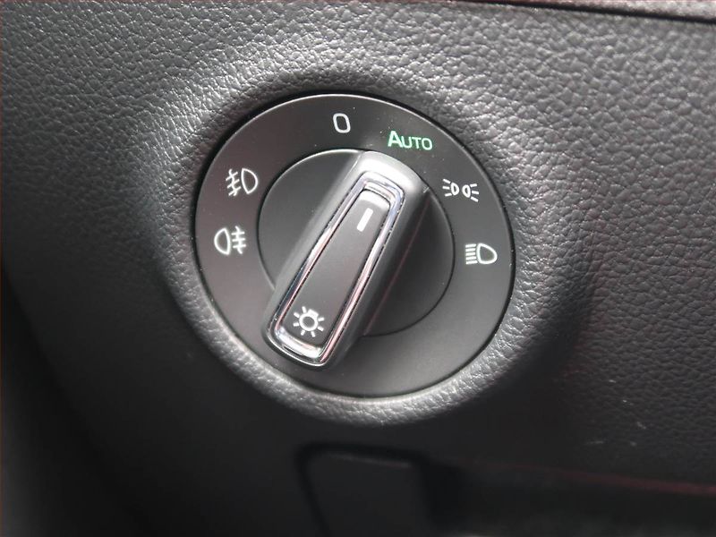 Škoda Superb (2019) 2.0 TDI, Automat, Navi - fotka 19 z 23