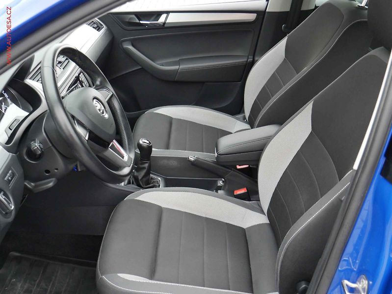 Škoda Rapid (2018) 1.0 TSi SpaceBack, ČR, AC - fotka 9 z 15