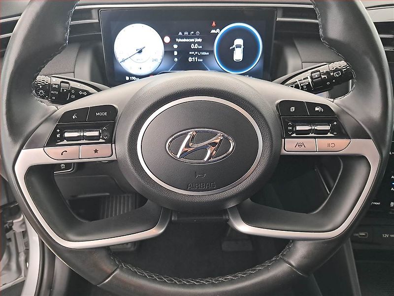 Hyundai Tucson (2023) 1.6 T-GDI - fotka 17 z 17