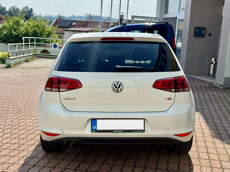 Volkswagen Golf (2014) 1.4TSI 103kW Highline - fotka 6 z 24