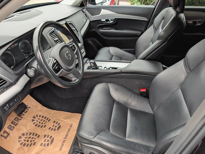 Volvo XC90 (2020) T8 Recharge 7 míst DPH - fotka 8 z 16