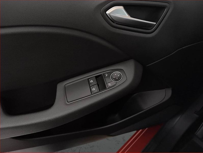 Renault Clio (2023) 1.0 TCe, Tempomat - fotka 18 z 18
