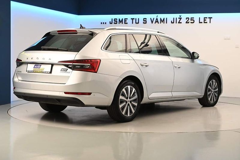 Škoda Superb (2024) 2.0 STYLE DSG LED Matrix ACC V - fotka 5 z 33