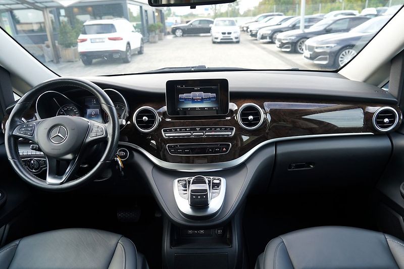 Mercedes-Benz Třídy V V 250d 4Matic/Extra Long/kůže/ - fotka 25 z 45