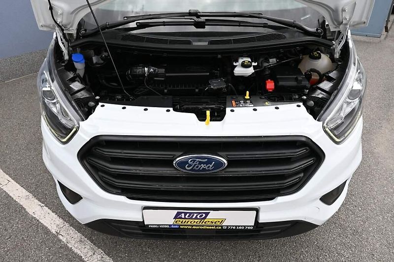 Ford Transit Custom (2020) 2.0 320 L2H1 9 Míst klima ACC - fotka 24 z 26