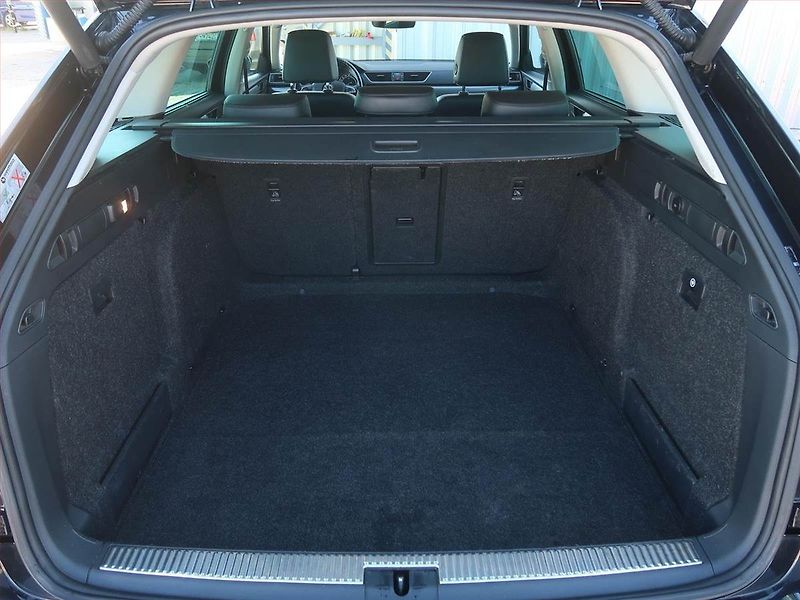 Škoda Superb (2018) Style 2.0 TDI, Automat - fotka 13 z 19