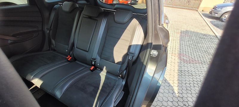 Ford Kuga (2016) 1,5 110kW ST-Line Bi-Xenony - fotka 10 z 45