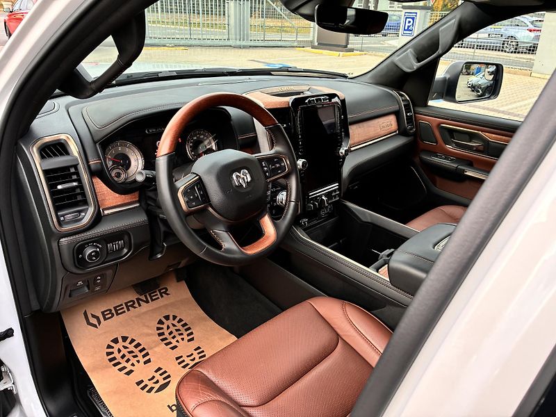 RAM 1500 LONGHORN 5.7 V8 HEMI eTORQUE  - fotka 9 z 47