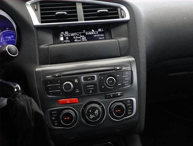 Citroën C4 (2011) 1.6 HDi, Automat, Serv.kniha - fotka 10 z 17
