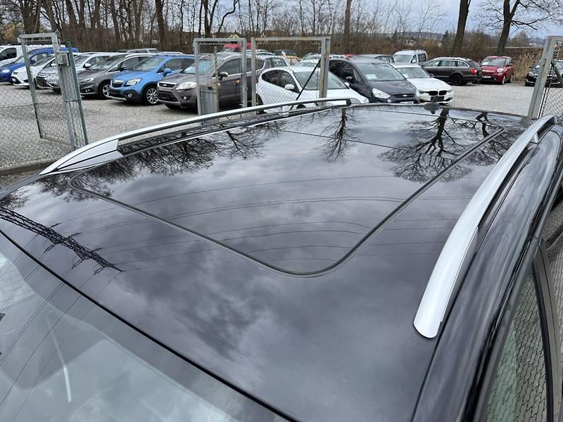 Volkswagen Touran 2.0 TDI 130 kW DSG Highline - fotka 15 z 35