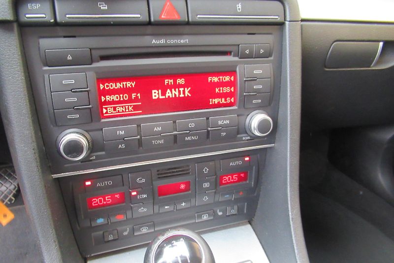 Audi A4 1.9 TDi  AUT. KLIMA  - fotka 13 z 20