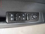 Škoda Superb (2011) 2.0 TDi, AC, STK4/28 - náhled 15