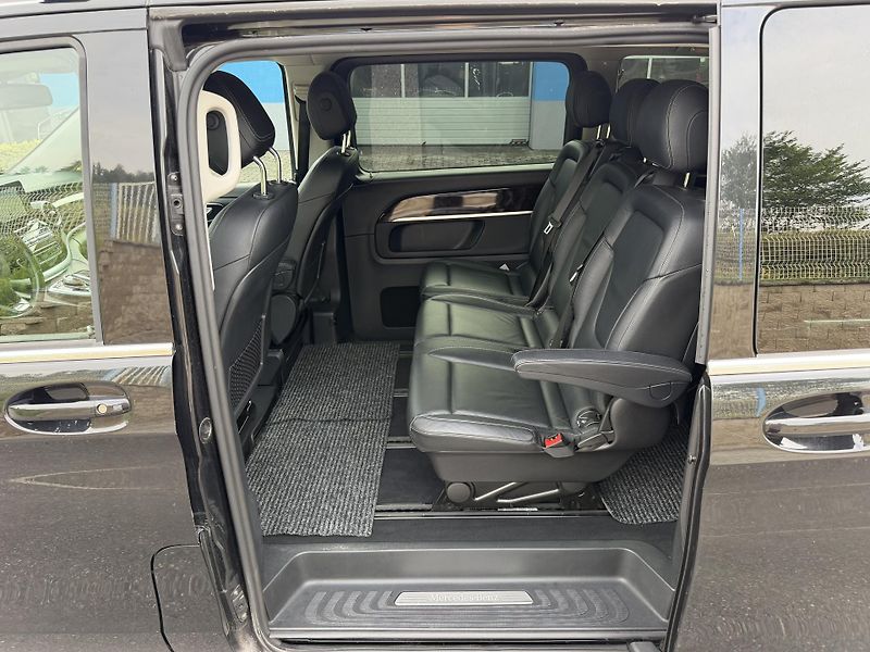 Mercedes-Benz Třídy V 250D XL AVANTGARDE 4MATIC - fotka 23 z 28