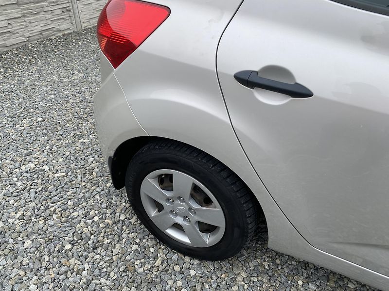 Kia Venga 1.4i 16v 90PS KLIMA SERVIS!!!  - fotka 50 z 144