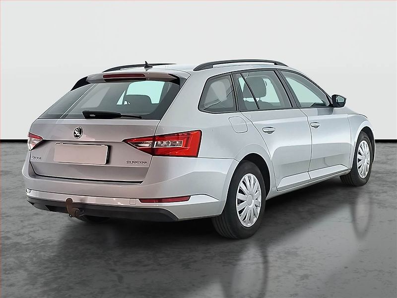 Škoda Superb (2019) 2.0 TDI, Park. senzory - fotka 5 z 15