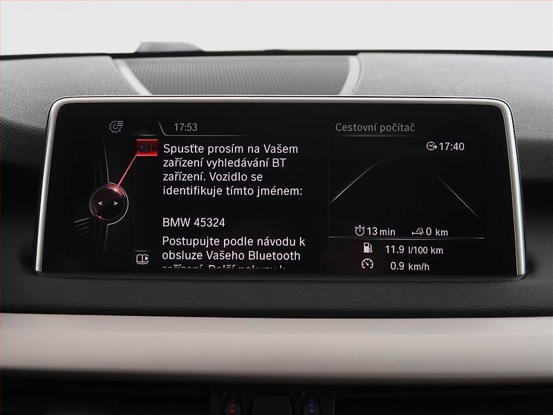 BMW X5 (2014) xDrive30d, 4X4, Automat, Kůže - fotka 19 z 23