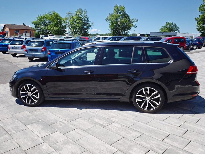Volkswagen Golf (2014) 2,0 TDI 110 KW Highline - fotka 9 z 35