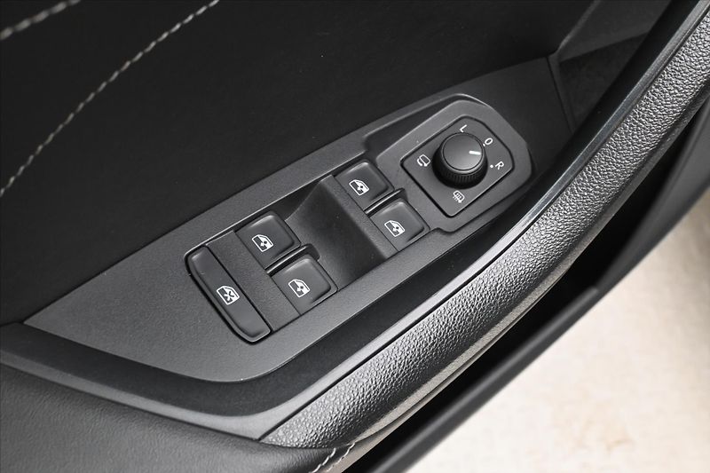 Škoda Kodiaq 2,0 TDI 110 kW DSG NAVI TAŽNÉ - fotka 25 z 31