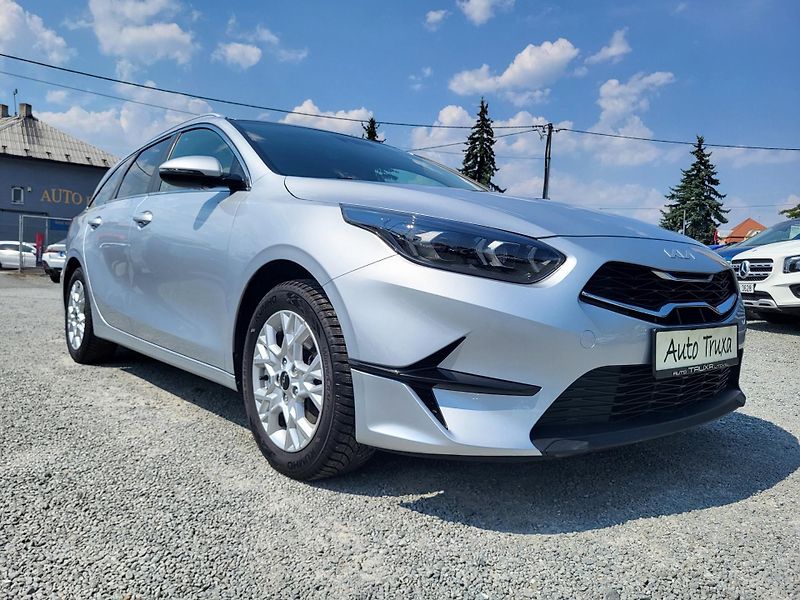 Kia Ceed 1.5 T-GDI 118kW Top SW *ČR - fotka 34 z 49