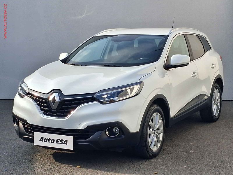 Renault Kadjar (2015) 1.6dCi 4WD, ČR, AC, TZ, park - fotka 3 z 17
