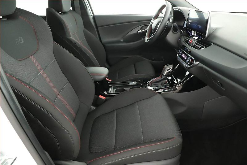 Hyundai i30 (2025) 1.0 T-GDI, N-LINE, AUTOMAT - fotka 7 z 21