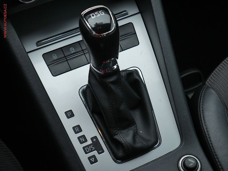 Škoda Octavia (2014) 2.0 TDI, DSG - fotka 15 z 24