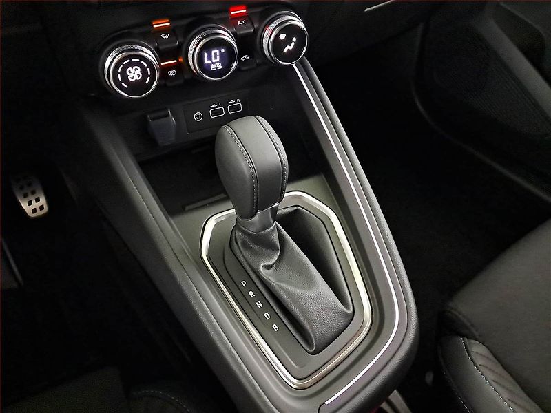 Renault Clio (2026) E-Tech Hybrid - fotka 13 z 18