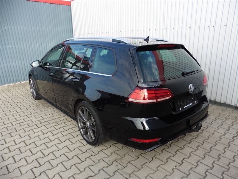 Volkswagen Golf Variant 1.4 TSi R-line,  Navi, - fotka 3 z 13
