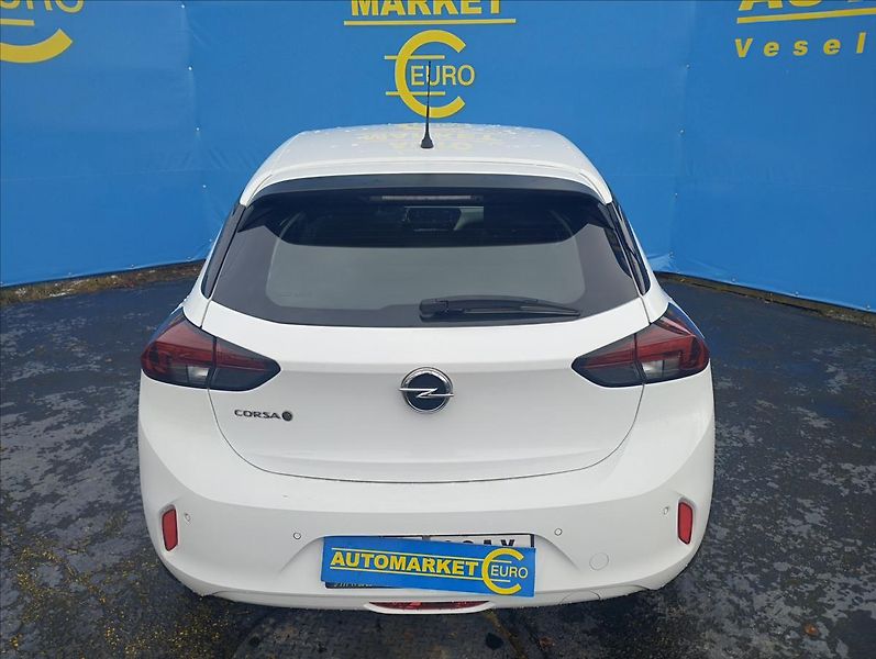 Opel Corsa 0,0 E 100 KW - fotka 5 z 18