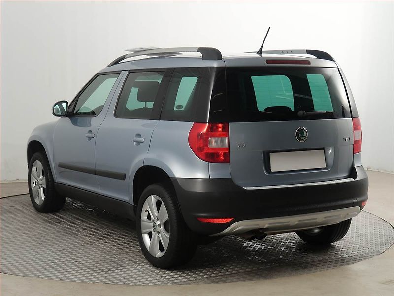 Škoda Yeti (2011) Ambition 1.4 TSI, Serv.kniha - fotka 4 z 15