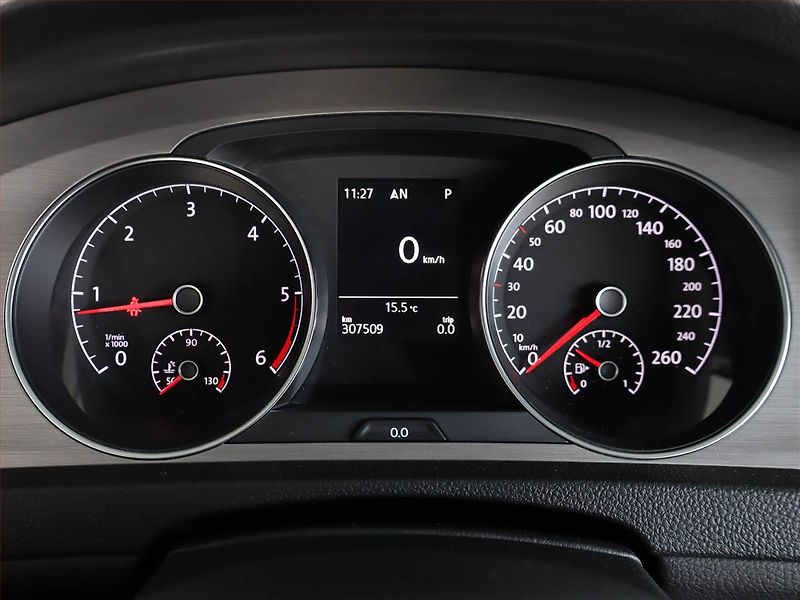 Volkswagen Golf (2016) 1.6 TDI, Automat, Serv.kniha - fotka 11 z 24