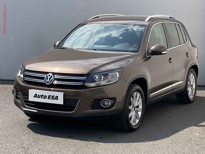 Volkswagen Tiguan (2012) 2.0 TDi, Sport, TZ, kůže, - fotka 3 z 15