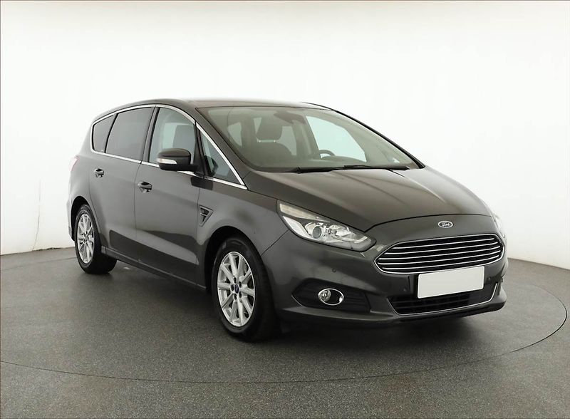 Ford S-MAX (2015) 2.0 TDCi, Automat, Navi - fotka 1 z 20