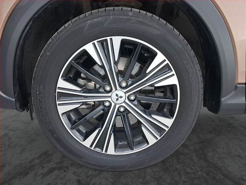 Mitsubishi Eclipse Cross (2019) 1.5 T-MIVEC, Tempomat - fotka 14 z 20