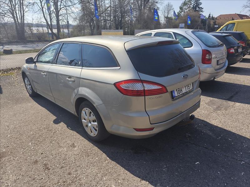 Ford Mondeo 2,2 TDCi  Ghia X - fotka 3 z 8
